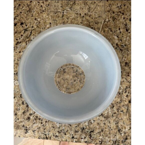 Pyrex Cornflower Blue 2.5L Glass Bowl - Picture 2 of 3